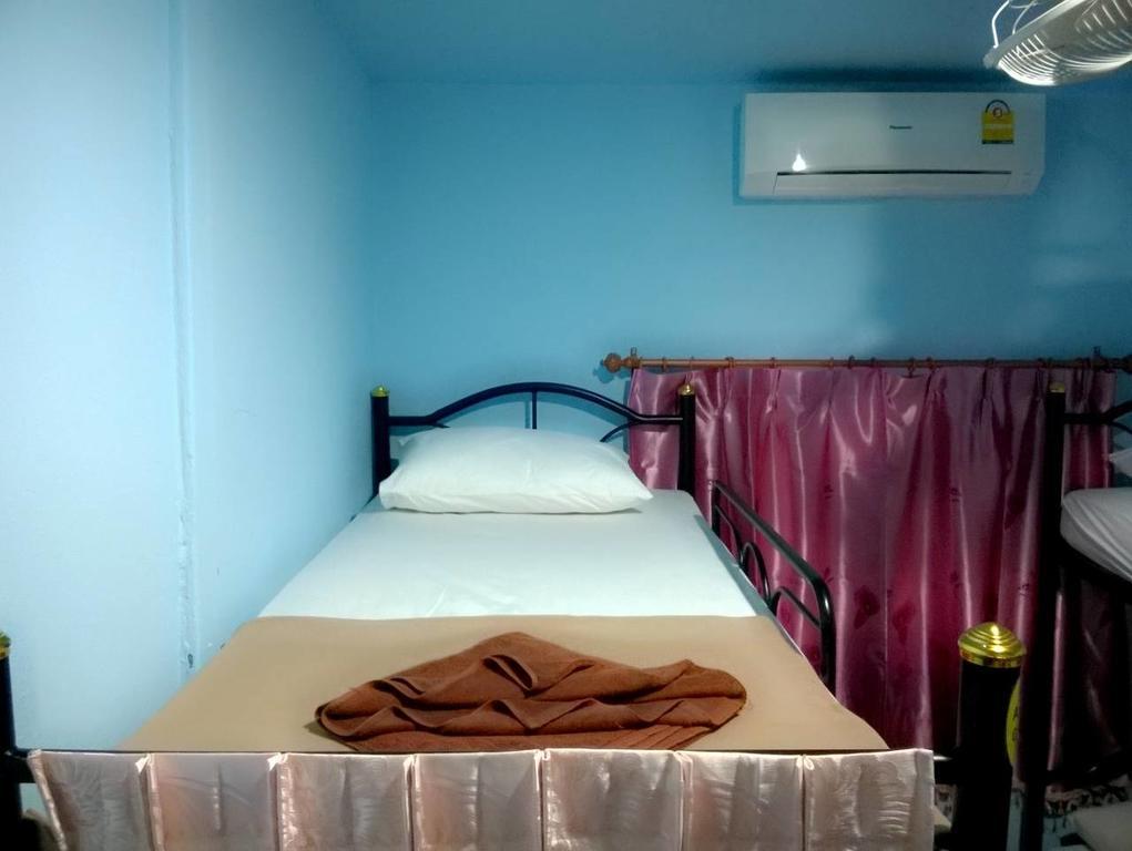 Baan Mook Anda Hostel Ко-Ланта Номер фото