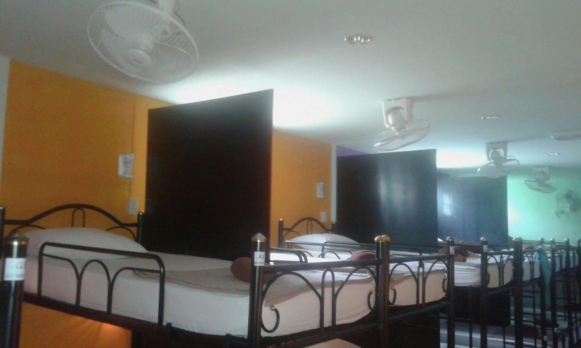 Baan Mook Anda Hostel Ко-Ланта Экстерьер фото